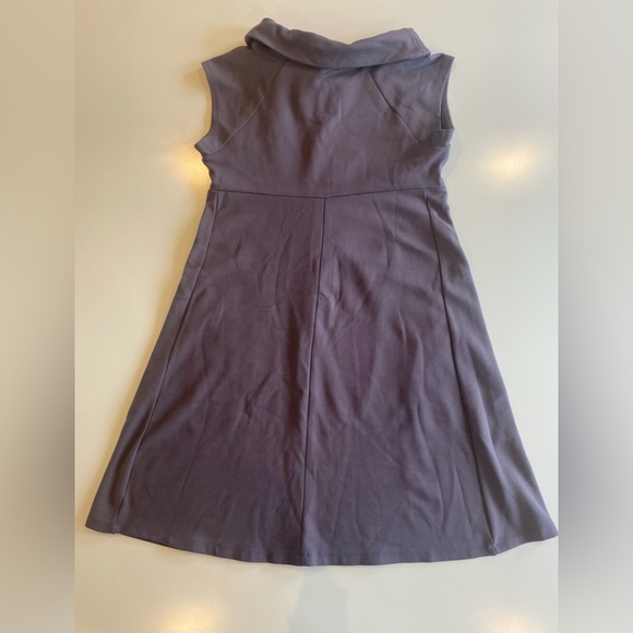 Gap Maternity Dress - Picture 2 of 10
